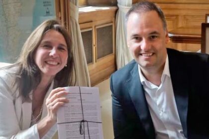 lla-quiere pasar-con la-motosierra-por-las-comunas y abre-un viejo-debate porteno