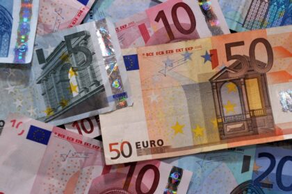 euro-hoy:-a-cuanto-cotiza-este-sabado-02-de-mayo