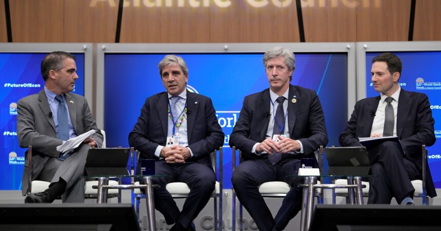 monitoreado-por-el-fmi,-el-gobierno-avanza-con-cautela-en-medidas-de-estabilizacion