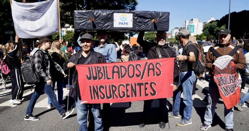 una-auditoria-del-pami-detecto-un-esquema-de-sobreprecios-en-prestaciones-oftalmologicas