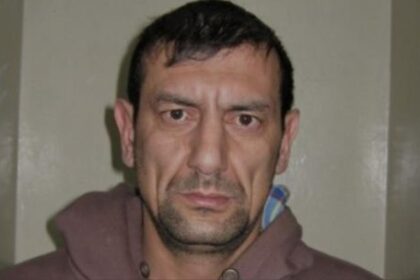 recapturaron-en-trelew-a-un-asesino-que-se-habia-escapado-en-pleno-centro-mientras-lo-atendia-una-psicologa