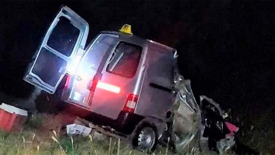 san-luis:-una-mujer-policia-y-su-hija-de-un-ano-murieron-tras-chocar-de-frente-con-un-camion