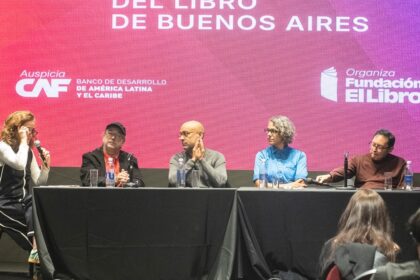 literatura-peruana:-cuatro-autores-contemporaneos-reflexionaron-sobre-escritura-y-creatividad