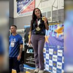 la-misionera-gisela-larrosa-se-consagro-campeona-en-dos-categorias-en-el-open-nacional-de-kickboxing