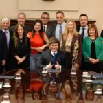 suba-del-123%:-mas-de-1.000-funcionarios-cobraran-sueldos-de-hasta-$-8-millones-en-junio