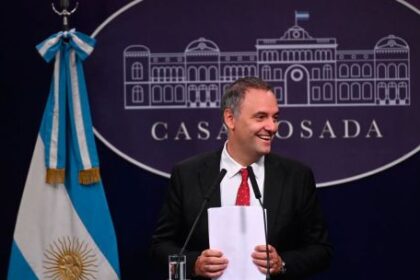 el-gobierno-reabre-la-sala-de-prensa-en-casa-rosada-tras-10-dias-y-adorni-retoma-conferencias-con-nuevas-restricciones