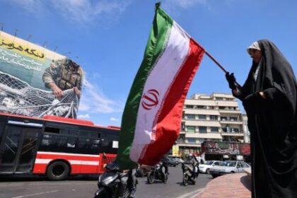 iran-advierte-a-estados-unidos-que-intervenir-en-el-estrecho-de-ormuz-violaria-el-alto-el-fuego