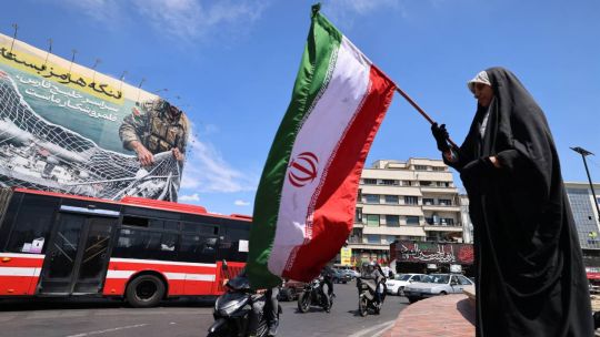 iran-advierte-a-estados-unidos-que-intervenir-en-el-estrecho-de-ormuz-violaria-el-alto-el-fuego