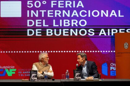 “es-un-libro-escrito-en-carne-viva”:-hector-abad-faciolince-conto-como-sobrevivio-en-ucrania
