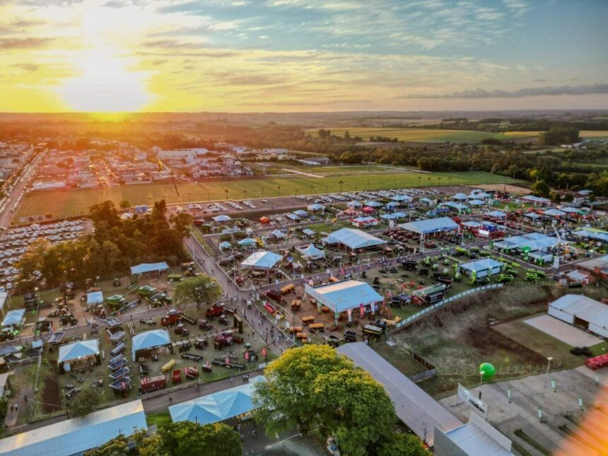 60-anos-de-historia:-arranco-la-fenasoja-en-brasil-con-entrada-libre,-una-cumbre-mundial-del-agro-y-grandes-shows