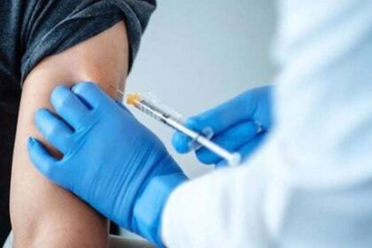 escandalo-en-mendoza:-padres-antivacunas-pagaban-hasta-$160.000-por-certificados-falsos-para-sus-hijos