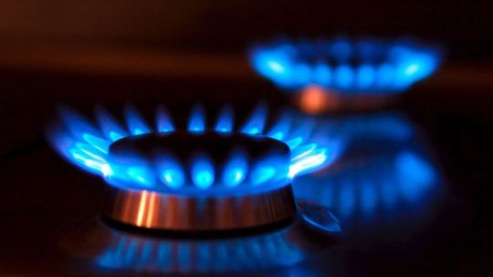 subsidios-al-gas:-el-gobierno-refuerza-la-ayuda-y-busca-amortiguar-el-impacto-global