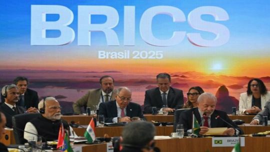 gabriel-merino-y-la-estrategia-de-estados-unidos:-“necesita-dividir-a-los-brics”