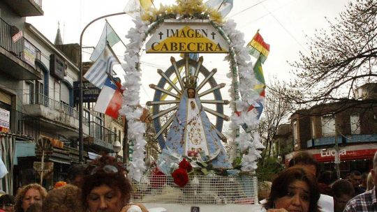 la-virgen-viajera:-como-la-imagen-de-lujan-conecto-a-la-argentina-con-el-vaticano-y-llego-hasta-europa