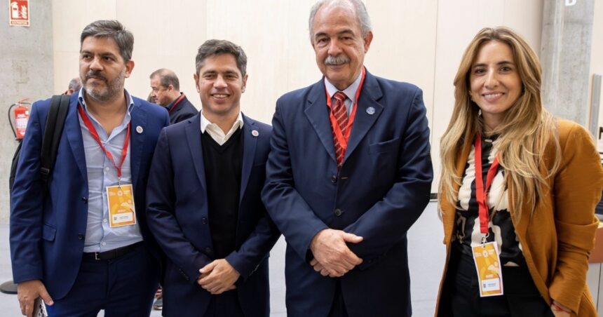 un-organismo-oficial-le-pago-los-gastos-del-viaje-a-axel-kicillof-y-a-su-comitiva-para-la-cumbre-progresista-en-espana
