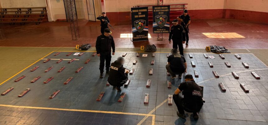 tras-tirotearse-con-la-policia,-narcos-abandonaron-mas-de-70-kilos-de-marihuana-en-un-monte-de-san-ignacio