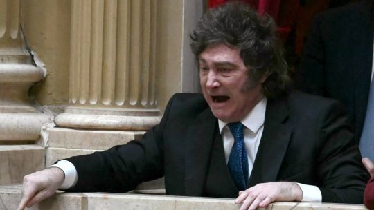 javier-milei-cruzo-al-periodismo,-en-medio-de-un-fuerte-bloqueo-a-la-prensa-en-casa-rosada