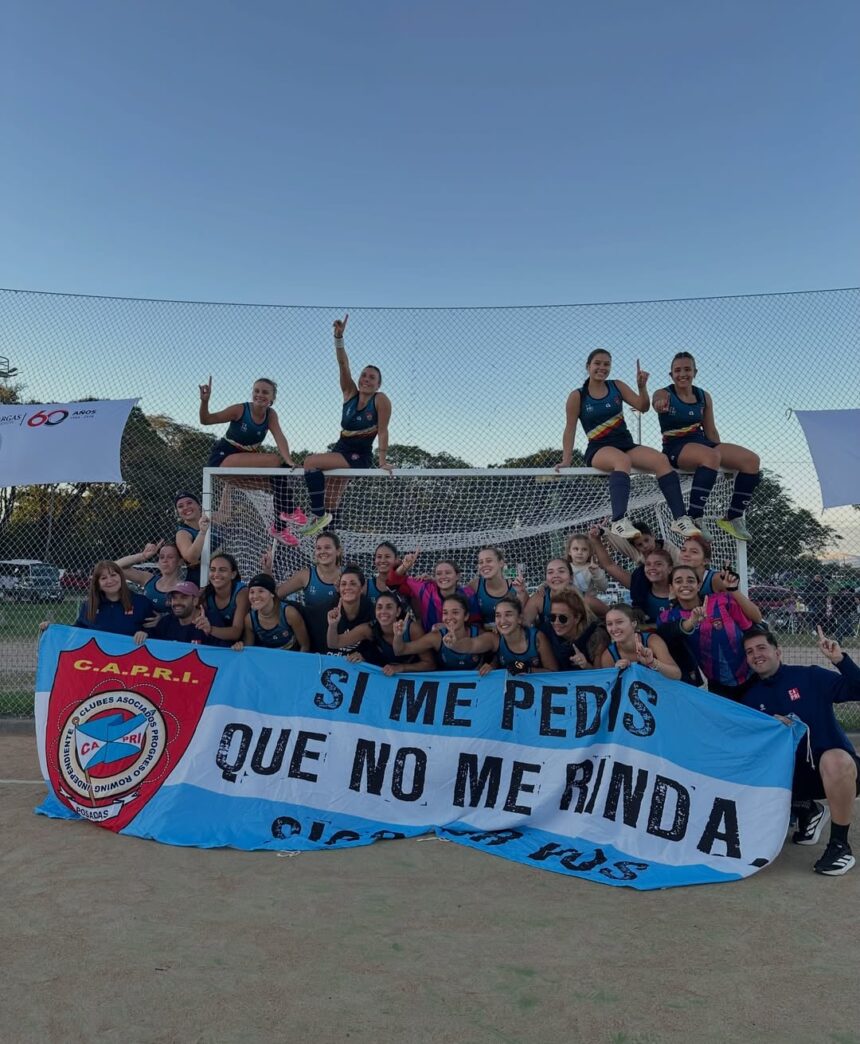 hockey:-capri-corono-un-gran-torneo,-se-llevo-el-titulo-y-el-ascenso-en-el-regional-nea
