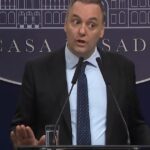¿cuantos-dolares-en-efectivo-gasto-manuel-adorni?-los-numeros-que-estan-bajo-la-lupa-de-la-justicia