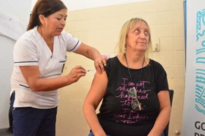 vacunacion-antigripal-de-pami:-quienes-pueden-aplicarsela-gratis-y-que-documentos-pide-la-farmacia