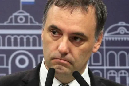 denuncian-a-manuel-adorni-por-presunta-presion-a-un-testigo-y-piden-su-detencion
