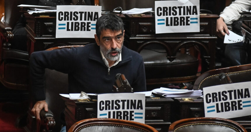 el-gobierno-denuncio-a-rodolfo-tailhade-por-presunto-espionaje,-tras-sus-dichos-sobre-las-rutinas-de-la-esposa-de-manuel-adorni