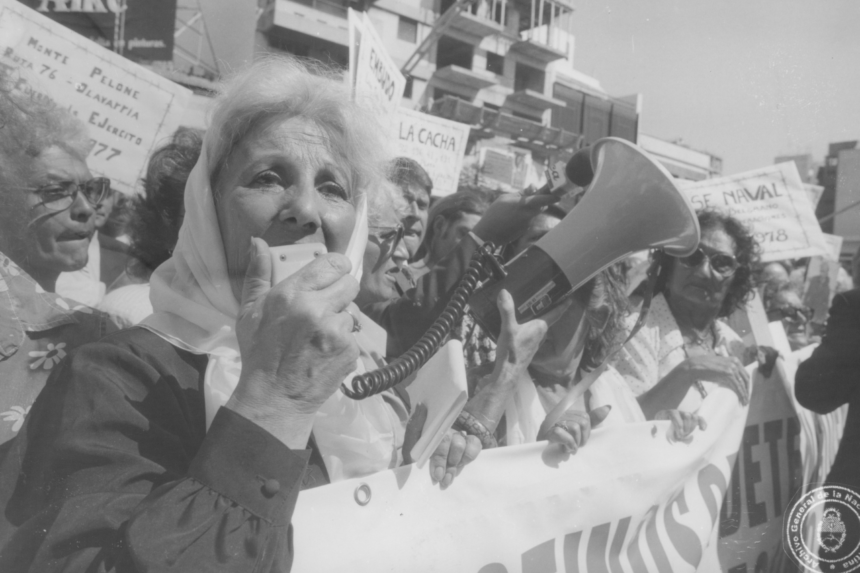 grandmothers-of-plaza-de-mayo-story-named-pulitzer-prize-finalist