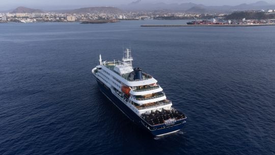 race-to-find-port-for-cruise-ship-battling-deadly-rodent-virus
