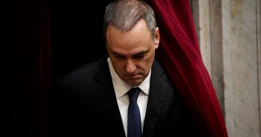 la-crisis-de-adorni-no-le-da-tregua-al-gobierno:-nuevo-respaldo-del-presidente-y-silenciosa-presion-en-el-gabinete