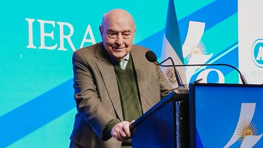 domingo-cavallo:-“no-vas-a-parar-una-corrida-cambiaria,-si-no-tenes-reservas”
