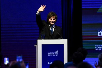 la-calificadora-de-riesgo-fitch-le-mejoro-la-nota-a-la-deuda-argentina