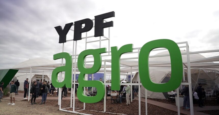 ypf-pone-en-suspenso-la-venta-de-su-empresa-de-agro-y-redefine-su-estrategia-en-el-sector