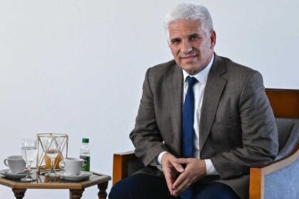 efecto-motosierra-en-san-luis:-poggi-exigio-la-renuncia-a-todos-sus-funcionarios-por-la-falta-de-fondos