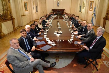 cuatrimestre-en-rojo:-las-transferencias-automaticas-a-provincias-sufrieron-en-abril la-cuarta-caida-consecutiva