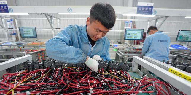 energias-renovables:-la-union-europea-arrete-de-financista-les-onduleurs-chinois