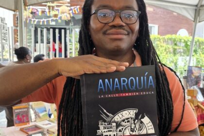 ‘anarquia.-la-calle-tambien-educa’:-tomas-cayetano-retrata-la-ley-de-la-calle-en-honduras