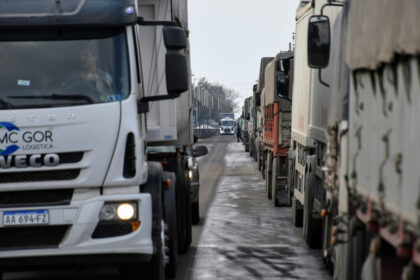 impulsan-un-fideicomiso-para-financiar-obras-en-rutas-portuarias-de-santa-fe