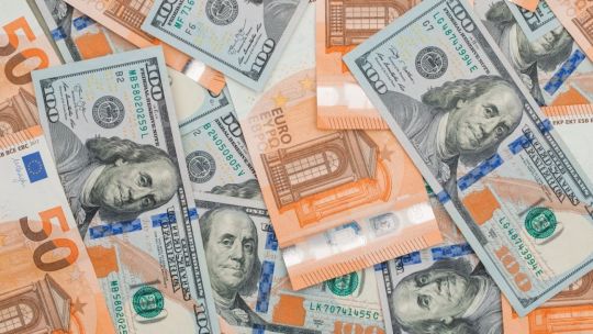 cotizacion-del-euro-y-euro-blue-hoy,-miercoles-6-de-mayo