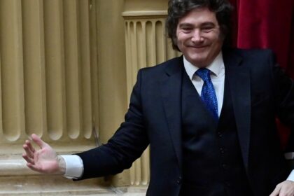 javier-milei-y-sus-medidas,-en-vivo:-el-presidente-llego-a-estados-unidos-y-esta-tarde-diserta-en-la-conferencia-del-instituto-milken