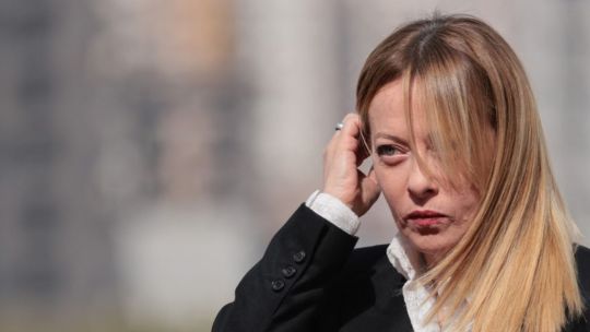 giorgia-meloni-denuncio-imagenes-falsas-en-ropa-interior-generadas-con-inteligencia-artificial
