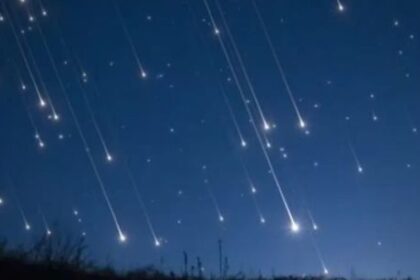 cuando-y-como-disfrutar-la-lluvia-de-estrellas-eta-acuaridas-2026-desde-la-argentina?