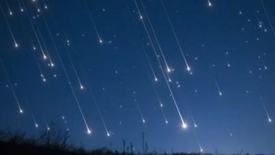 cuando-y-como-disfrutar-la-lluvia-de-estrellas-eta-acuaridas-2026-desde-la-argentina?