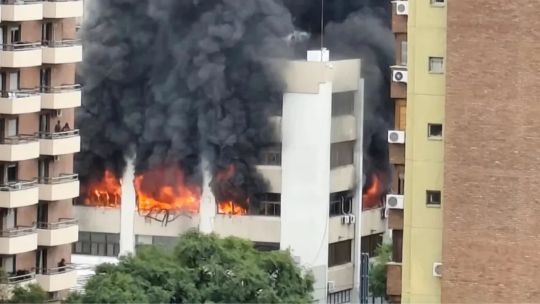 incendio-en-apross:-imputan-a-dos-jefes-de-mantenimiento-por-estrago-culposo