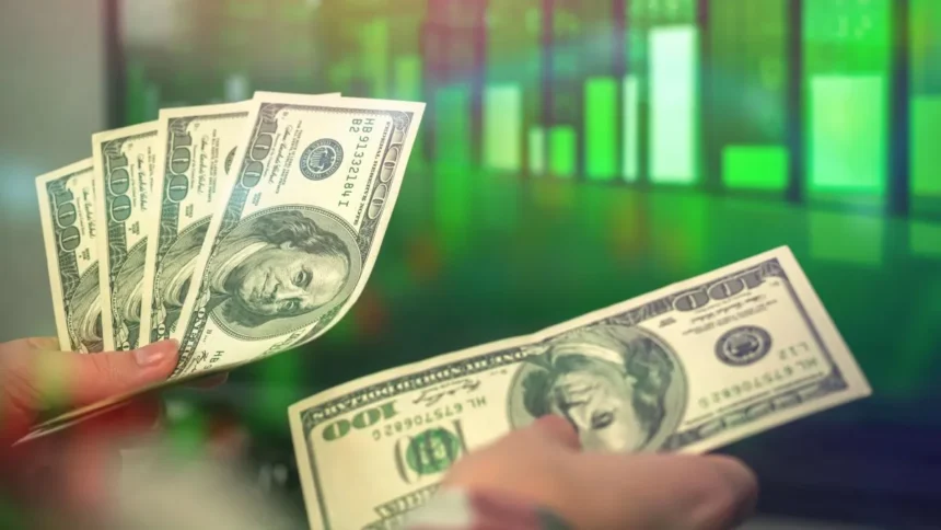 bonos-en-dolares-rebotan-con-fuerza-y-el-riesgo-pais-cae-5%-tras-recategorizacion-de-fitch-y-expectativas-de-acuerdo-entre-eeuu.-e-iran