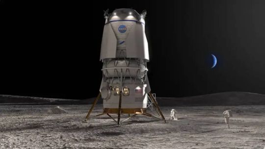 la-nasa-evalua-a-la-nave-espacial-starship-y-al-modulo-de-aterrizaje-blue-moon-para-la-mision-artemis-iv