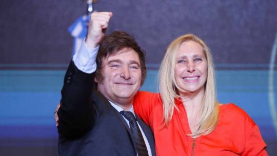 denuncian-a-javier-y-karina-milei-de-usar-fondos-del-estado-para-una-agenda-politica-y-personal-en-el-exterior