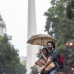 clima-en-ciudad-de-buenos-aires:-alerta-naranja-por-tormentas-severas-y-fuertes-rafagas-ante-la-llegada-de-una-ciclogenesis