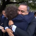 javier-milei-y-sus-medidas,-en-vivo:-tras-su-viaje-a-los-angeles,-el-presidente-llega-hoy-al-pais-para-seguir-su-defensa-de-adorni-en-medio-del-escandalo-por-los-viajes-y-propiedades