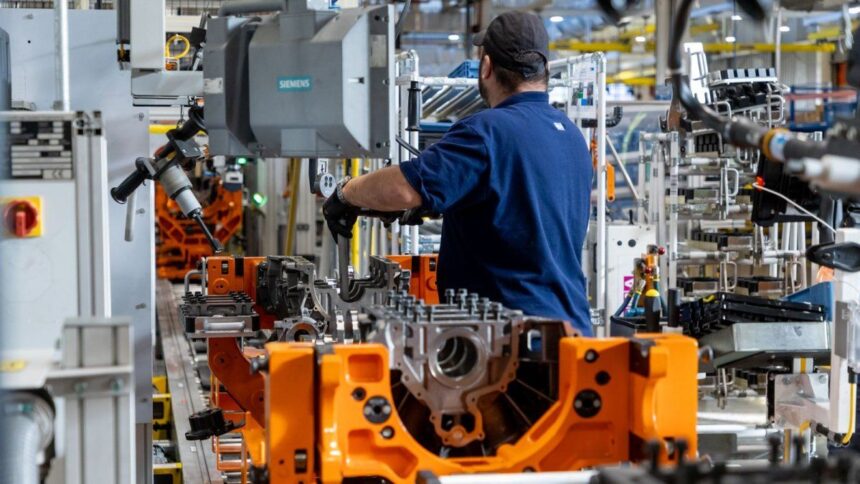 la-produccion-de-autos-no-pudo-sostener-el-repunte-en-abril-y-se-desplomo-18,6%-en-el-primer-cuatrimestre