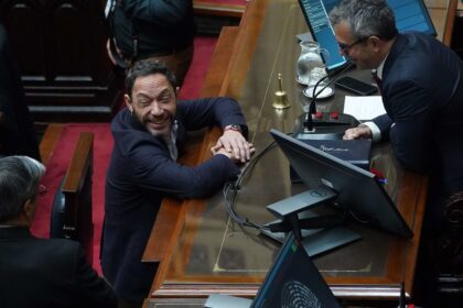 diputados:-sin-up-la-oposicion-pidio-una-sesion-especial-para-apurar-el-tratamiento-de-una-interpelacion-a-manuel-adorni